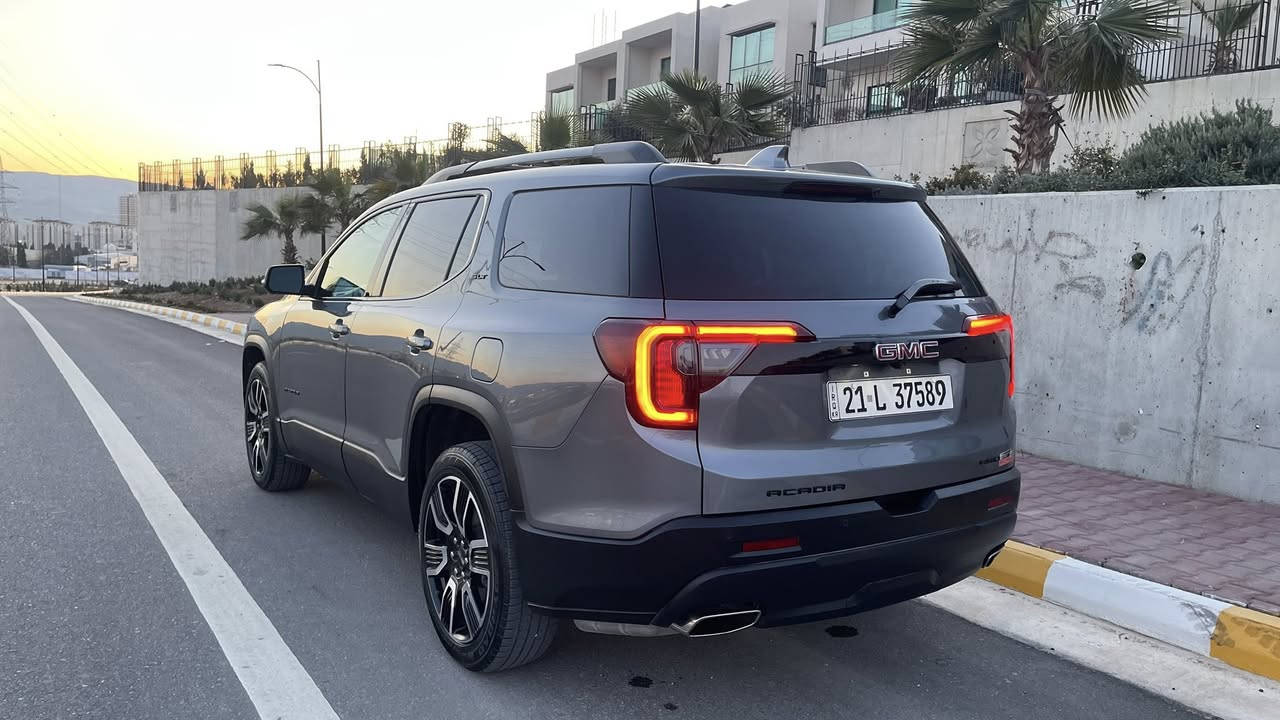 Gmc acadia 
جمسي أكاديا 2021 وارد أمريكي

‏ 

المواصفات SLT فول

محرك 6 3600 كير 9 سرعه 

المسافة المقطوعة: 42 الف فقط

شاشة كبيرة

كيج إليكتروني

بانوراما

حساسات 

سبعة راكب

كشنات جلد و هيتر و كهربائي 

 كشن السائق هزاز 

رادار أمامي وجانبي

ويل كروم 

إشارات بالمرايات و رادار

تشغيل عن بعد

صندوق كهرباء

بصمة بالأبواب

هندبريك بصمة

لايتات LED + زينون

بك لايت LED

الضرر: بنيد وجاملغ صبغ فقط

شرط محرك وكير شواصي كفاله شرط سونار 

السيارة فول مواصفات 1/1 
***********
