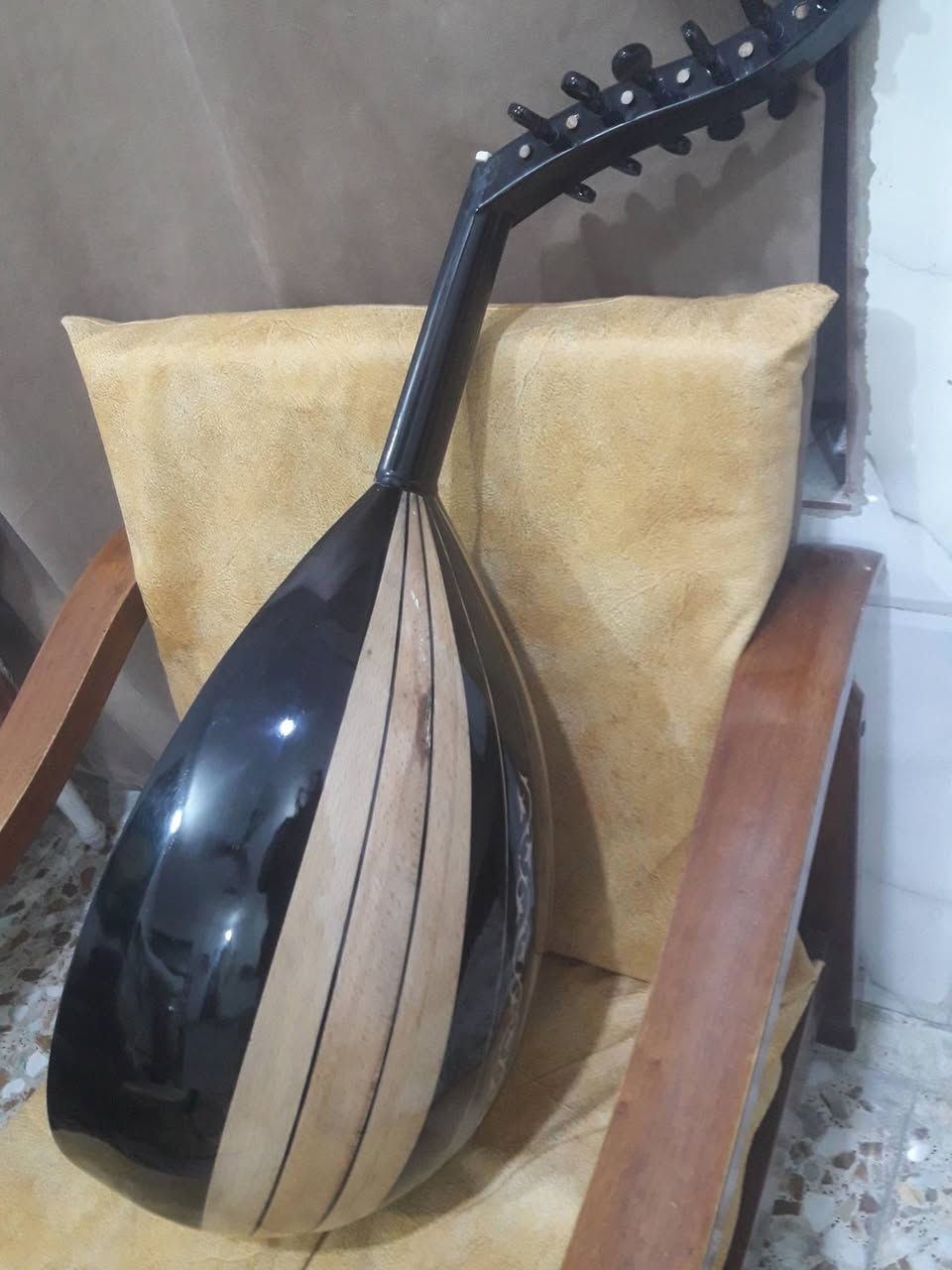 عود مصري جوهره الفن جديد السعر ١٥٠


**إذا كنت صاحب هذا الإعلان وتريد حذفه لأي سبب، رجاءا أرسل رسالة إلى الدعم الفني**