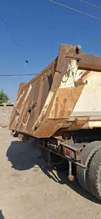 بدي للبيع طوله ٥.٧٥ بدون جك يرادله كاعيه سعر ٢٣ورقه غير متواجد ع النت ...