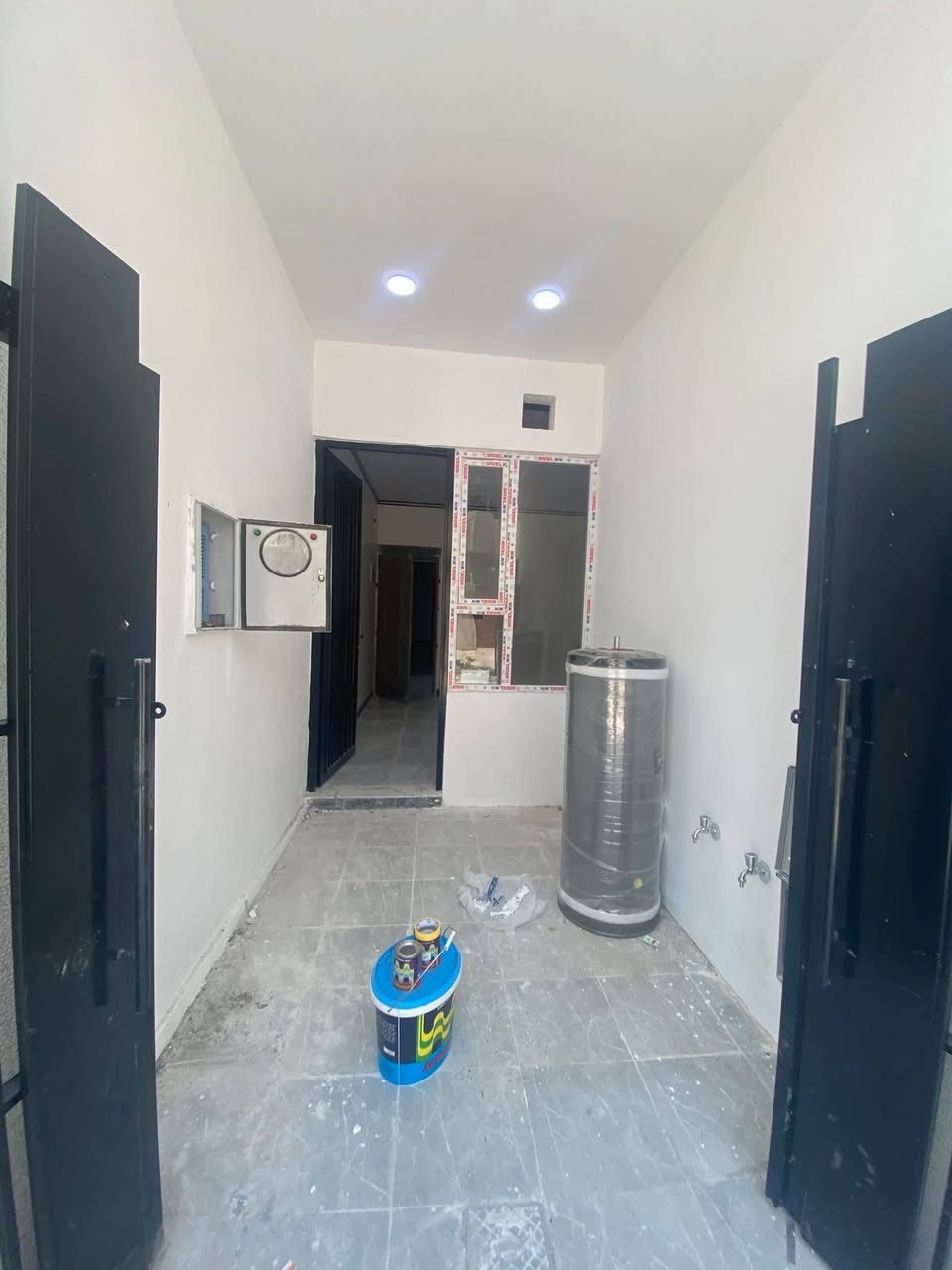 للبيع للبيع للبيع
الموقع  / 📍حي السماح الأطباء خلف جامع الطه 
دارين🏠  معزول عزل تام زيرو مؤجر بوارد شهري ٥٥٠الفً
📐-المساحه 100م 
الطابق الاول /غرفتين  نوم وهول  واستقبال ومطبخ وصحيات وكراج
طابق الثاني /غرفتين نوم وهول  واستقبال ومطبخ وصحيات 
***********📞
***********📞
مراجعت مكتب المروة لتجارت العقار نستقبل جميع العروض العقاري عنوان المكتب حي السماح علا شارع 20مقابل مول القمه
