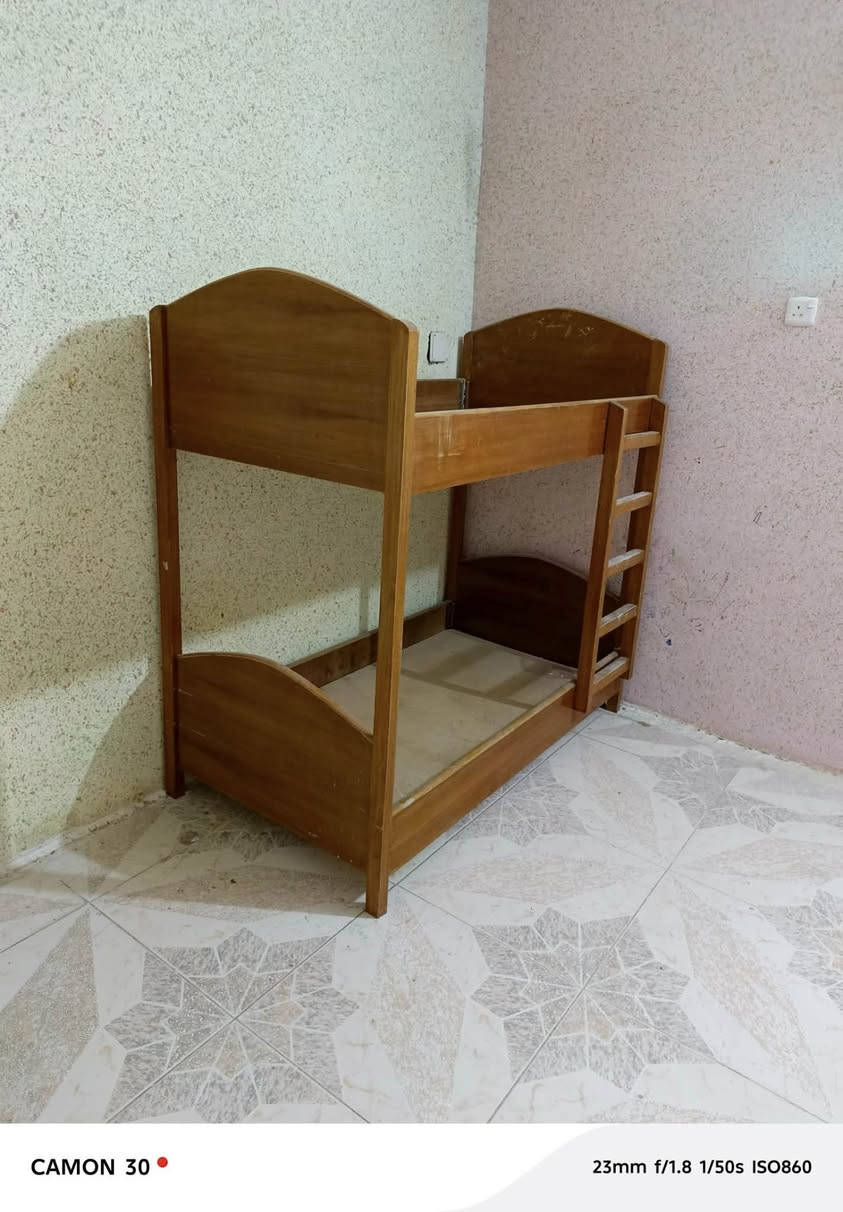 جربايه مال اطفال ام نفربن نضافه فول تزكام الصليه 
سعره ميه و50وبيه مجال هاذ رقمي ***********
