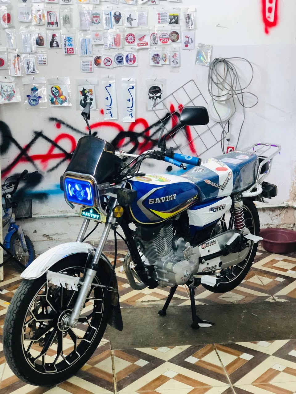 ايـرانـي مـوديل (2024)
فـول نشاط ونعومه 
الدراجه نضافه خير مہَטּ الله 
متصرف عليها ربع 
بيها سويجات ثنين وبصمات ثنين وشرايح 
بيها منفيس فقط 
مكان الدراجه الرمادي شـارع 40 قرب محطت الكهرباء 
السعر 850 وبيها مجال الشراي عيني عيونه 
للاتصال او الاستفسار ع رقم الهاتف (***********)(***********) 
واتساب وخط وخاص مـوجود
