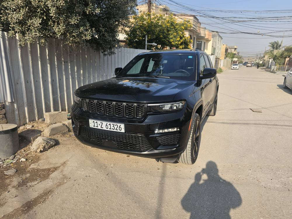 للبيع او مراوس او جيب ١٩ او بكورلا هايبرد....للبيع  جيب ٢٣ ٥راكب اسود حادث سطحي رقم بغداد جنطه كهرباء فور ويل فتحه بلاك توب ايرباك برده فقط الأيمن ماشية ٨٠الف تبديل باب امامي ايمن نفس اللون وبارد بسيط مكانها بغداد للإستفسار الاتصال *********** السعر ٣١٠ بغداد, العراق
