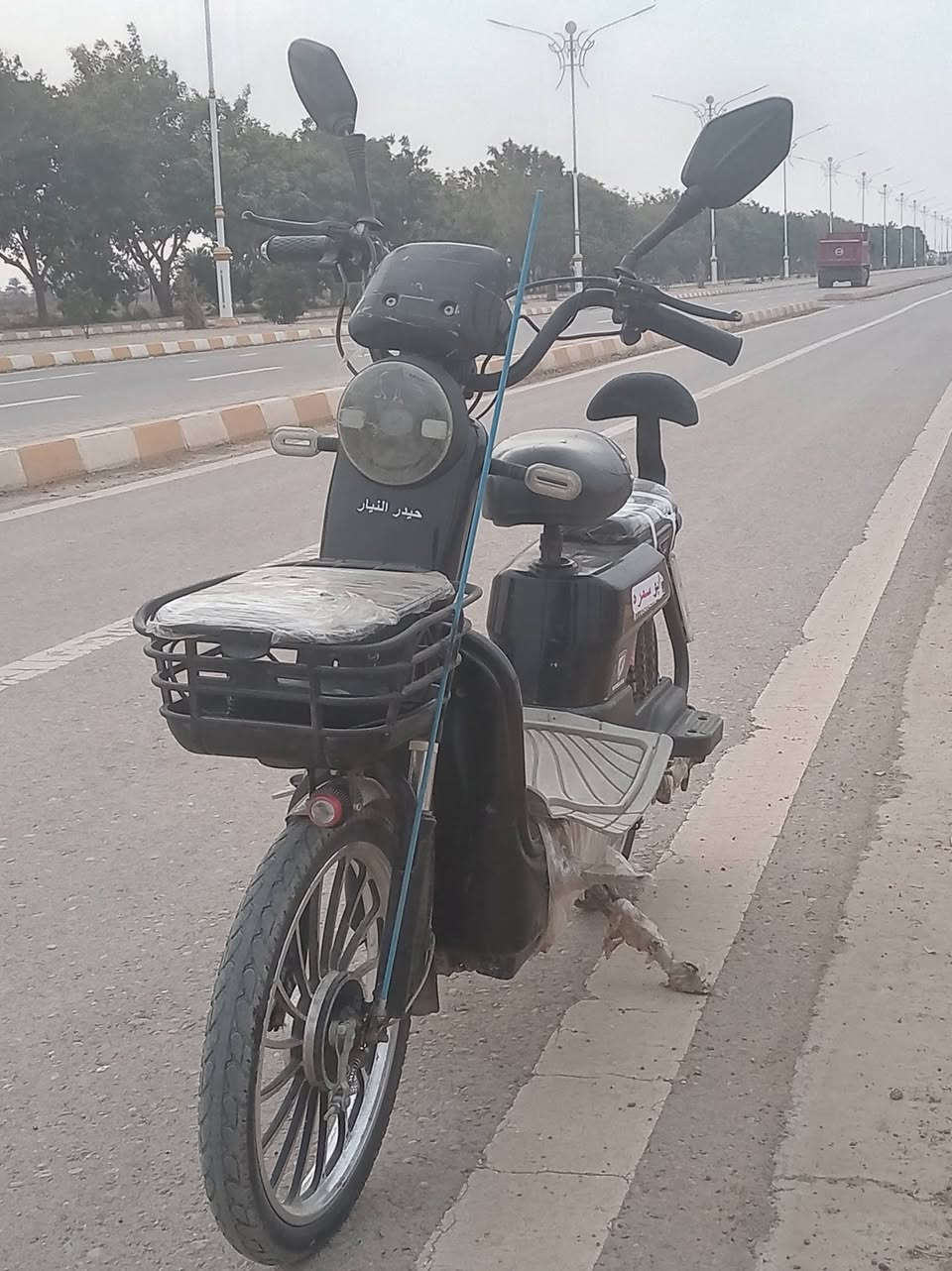سلام عليكم دراجه شحن لبيع السعر ٣٠٠ الدراجه بيهه شغل بس بطاريه وحده تعبان بس دراجه حلوه حيل ترهم مراوس حسب القناعه


**إذا كنت صاحب هذا الإعلان وتريد حذفه لأي سبب، رجاءا أرسل رسالة إلى الدعم الفني**