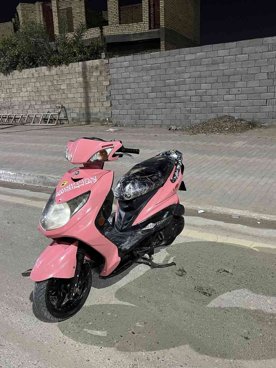 سلام عليكم دراجتي الخاصه للبيع 
سكنس فحل مكينة 4 ولفات شعله ومعدل 

الدراجة كدامكم التزويد العليها 
+الي ميفتهم و الوتي  لا يطبلي ولا يتصل 
 
السعر 650  

*********** مكاني فلوجة
