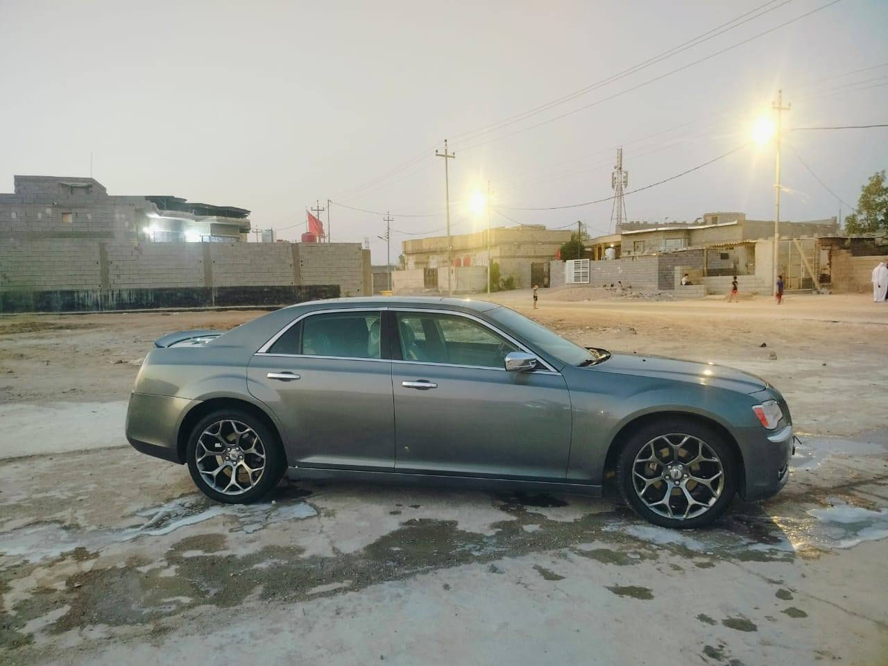 السلام عليكم ورحمة الله وبركاته 
اوباما 2014 ادوات ادوات ادوات بيها كصه فول مواصفات فول 1/1 كلاص حار بارد بانوراما خزن ستيرن كهربائي كير طياره شاشة كبيره مكينه جديده شرط الفحص تبريد ثلج حداديه جيده بيها أرقام شماليه وسنويه مطابقه للشاصي السعر 66 ورقه وبيها مجال
رقم التلفون *********** مكان بصره
