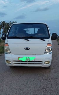 شاحنة • دبل قمارة • كيت • موديل 2008 • محرك 3000 • بابل • سيارة حمل