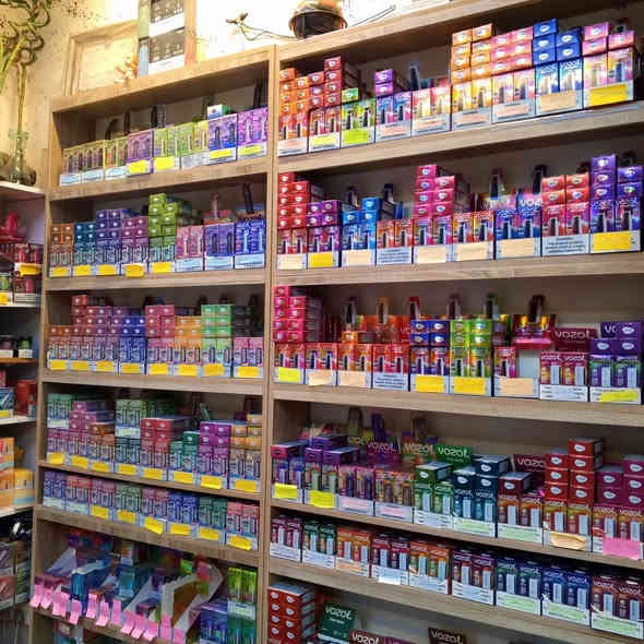 السلام عليكم 
توفرت عروض🔥 على الفوزل من 12,000-50,000 سحبة
عند مكتب العمدة 
الدورة نهاية شارع 60 
للاستفسار :
***********
