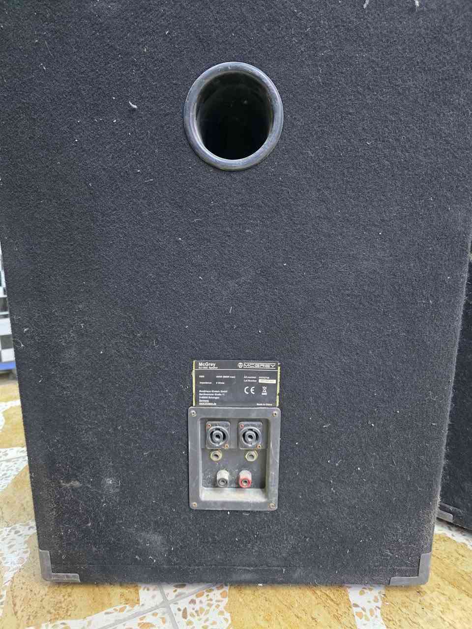 سماعتين فول نظافه
ب ٣٠٠ شرط ع الفحص 
مكاني بغداد المدائن ***********
