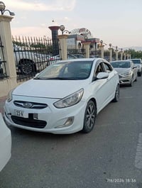 اكسنت ٢٠١٥ • محرك ١٦٠٠ • شاشة اندرويد