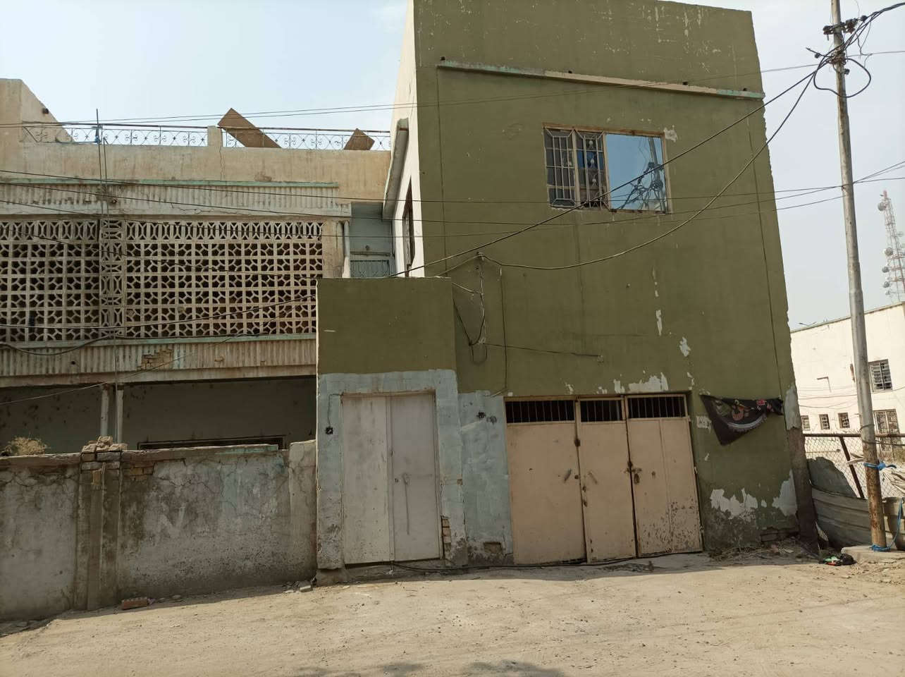 قطعتين متجاورات للبيع 
232 متر واجهه 8 
والقطعه الثانيه 265 واجه 8 اونص
المكان الخصرويه مقابل الحديقه 
اسلمك قطعه فارغه كامله 
للاستفسار اكثر اتصل على الرقم 
***********
