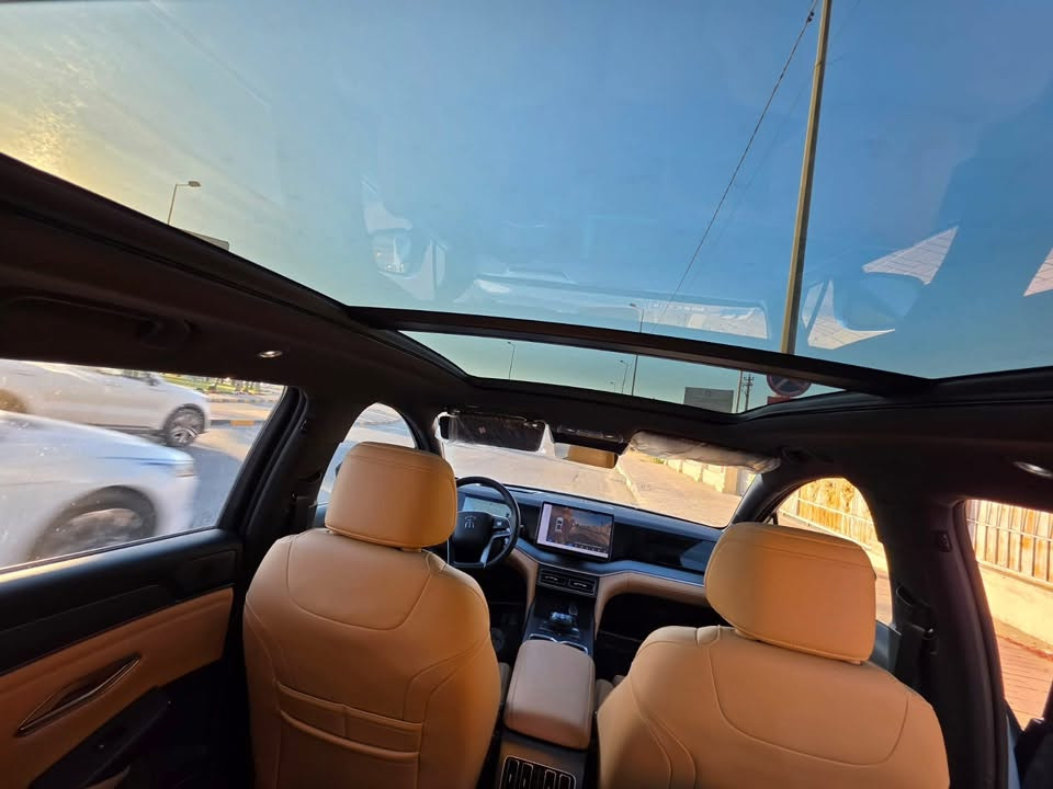 بي واي دي سونك ال فلاك شب
BYD SONG L FLAG SHIP
٢٠٢٥ 
اخت الزيرو ماشية 2.300KM المجموع 
لون مميز  (بحري ) وبليل ابيض
فول فول مواصفات
كرسين كهرباء وتدفئة  تبريد وشاحن وايرليس وبانوراما
العنوان بغداد الكرخ 
السعر  ٣٢.٢٥٠ وبي مجال
السيارة مكفولة وفقط بيع

للتواصل والاستفسار : ***********
