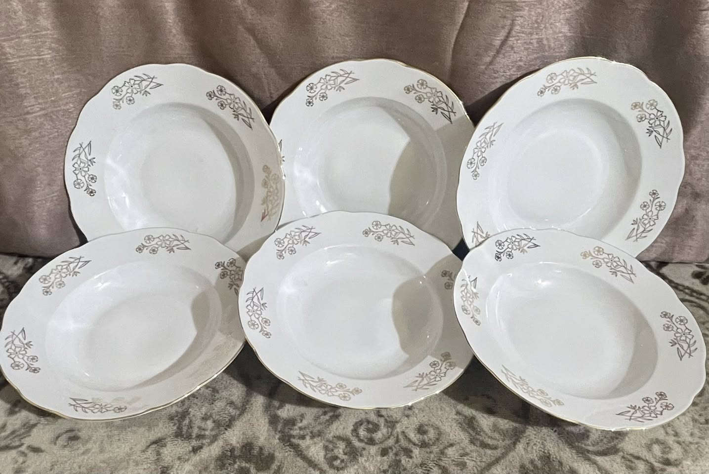 (٦) صحون كبيره وعميقه چيكي ابو الورده مختوم غير مستخدم لوك قياس قطر الصحن ٢٥ سم السعر خاص لطفاً يوجد توصيل لكل محافظاتنا الحبيبه


**إذا كنت صاحب هذا الإعلان وتريد حذفه لأي سبب، رجاءا أرسل رسالة إلى الدعم الفني**