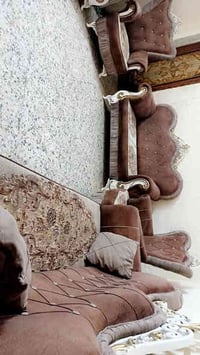 تخم 10 مقاعد ملكي نضيف جدا تكمه سعر 300 وبي مجال مكان بياع يوجد توصل ب...