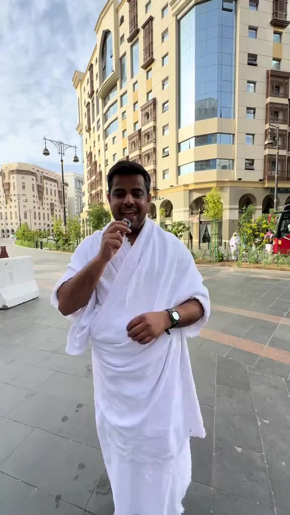 #من_الارشيف
🌙 عمرة العشر الاواخر من رمضان المبارك 🌙
✨ عِش روحانية رمضان في أطهر البقاع ✨
      السكن  محبس الجن فندق انوار الاصيل 
............................................................ 
⏳ سارع بالحجز – المقاعد محدودة

💰 السعر: 800 دولار فقط
📅 موعد الانطلاق: 14 رمضان
📅 العودة : بعد العيد بيوم واحد إن شاء الله
📞 للاستفسار والحجز:
☎️ *********** – الحاج عثمان البياتي 
☎️ *********** – الحاج صاحب البياتي 
📍 عناوين مكاتبنا:
📌 كركوك: حي الأسرى والمفقودين – قرب مجمع نبض الحياة الطبي
📌 طوز: الشارع العام – مقابل المحكمة
📌 سليمان بيك: قرب خزان الماء
📌 الحويجة 
✨ خدمة ضيوف الرحمن وسام شرف نعتز به ✨
