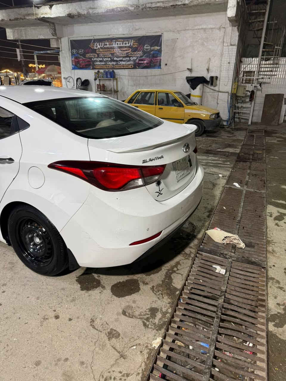 السلام عليكم النتراء خليجي مديل2015 موصفات نص فول مكفوله من صبغ معجون كير مكينه حداديه تبريد كله مكفول جاهزه وكامله بدون اي نقص مكانها بغداد الحبيبيه سعرها 132 الشراي يتصل ممتواجد ع النت ‭0 771 528 3890‬
