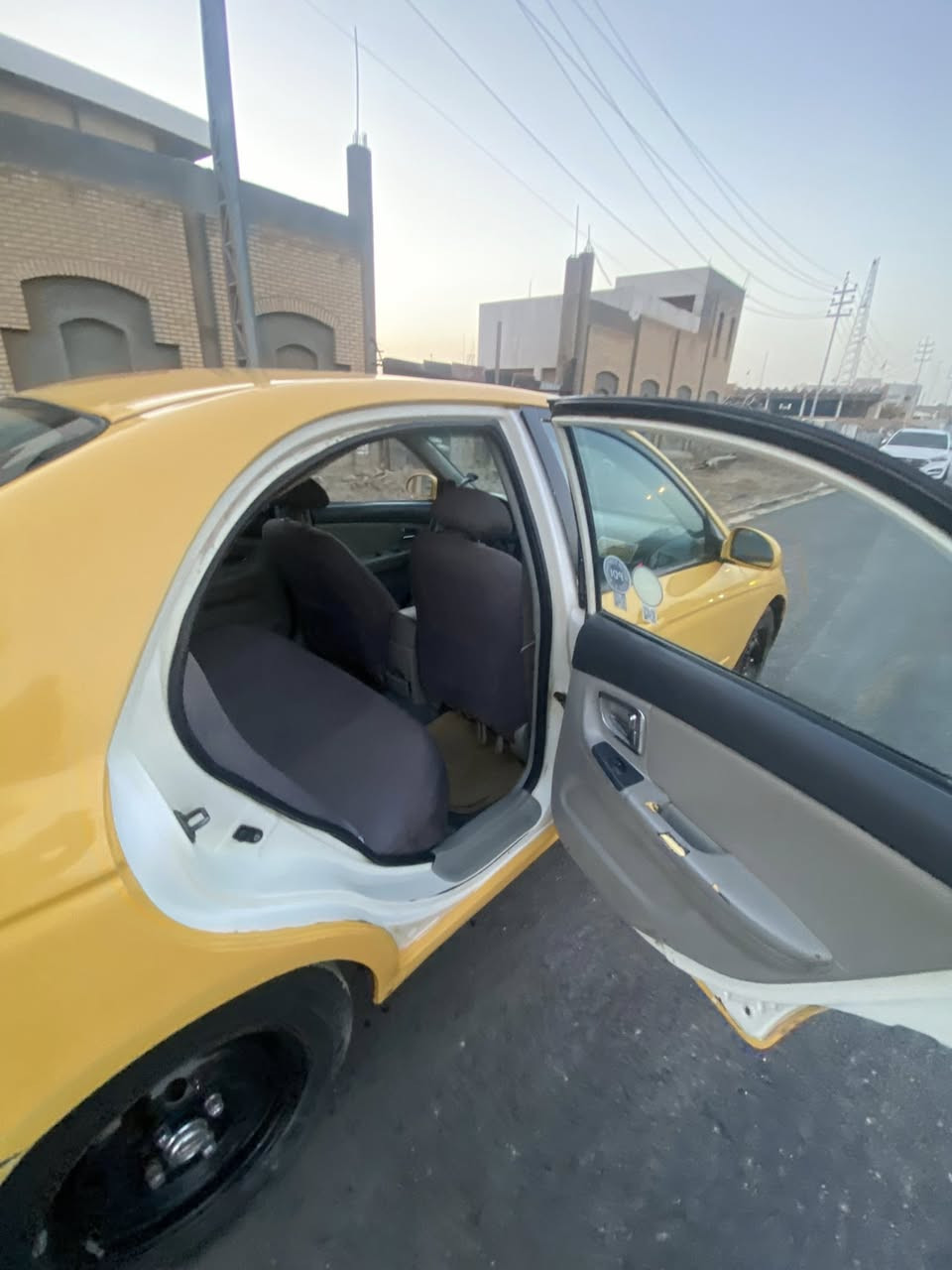 السلام عليكم ❤️
اخواني سبكترا 2008 حادثه ربع جاملغ وبنيد مبدل السياره باسمي شخصيا مصفره غرامات وهيئه  

عليها تخم تايرات جدد وفيت بم جديد  وزنون 3طكات ضبابي وثلجي وابيض مطعم باصفر ***********  مكاني حله شارع60
