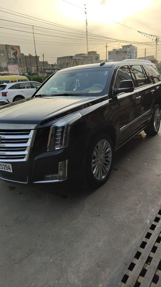 كديلاك سكاليد مناسبه جدا
‭0773 593 1991‬ 

موديل 2019( خـليـجـي ) وكاله منصور

فول مواصفات 8 سلندر فورويل 

الموديل 2019 .  اللوحة:دهوك

1-حجم المحرك 8 سلندر 6200. 

2-عداد المسافة 128 كيلو متر 

3-سقف بانوراما. 

4-زينون عالي ناصي آصل. 

5-جنطة كهرباء. 

6-بصمة ابواب وتشغيل عن بعد. 

7-خاصيه جعل المحرك 4 سلندر اقتصادي. 

8-كامرات ميحطيه 360 درجه. (٥)كامرات. 

9-اشاير مري.قابله للطيء. 

10-رادر جانبي مانع اجتياز+رادر امامي. 

11-سستم صوت متكامل. 

12-تدفئة+تبريد المقاعد. 

13-جكات جوبلس صعود ونزول. 

14-حساس امامي+خلفي. 

16-دوسات صعود جانبي كهرباء شفط.  

18-المقاعد الخلفي شفط كهرباء. Vip

19-كونترول تبريد خلفي منفصل. 

20-شاشات خلفيه. 

21-فور ويل درايف. ٤*٤. 

22-مقود كهرباء. 

23-الكراسي كهرباء. 

24-خزن ميموري لكرسي السايق. 

25-اوتو ستوب. 

26-هاند بريك بصمه. 

27-تحديد مسار. 

28-داتو شو شاشه ليزري.

29-تبريد مناخي. 

30-تحكم ستيرن جهتين.  

31- 36 سماعة

*وباقي الموصفات المعروفة 

مكفول عامه من بارد والفتح والتبديل

‭0773 593 1991‬
