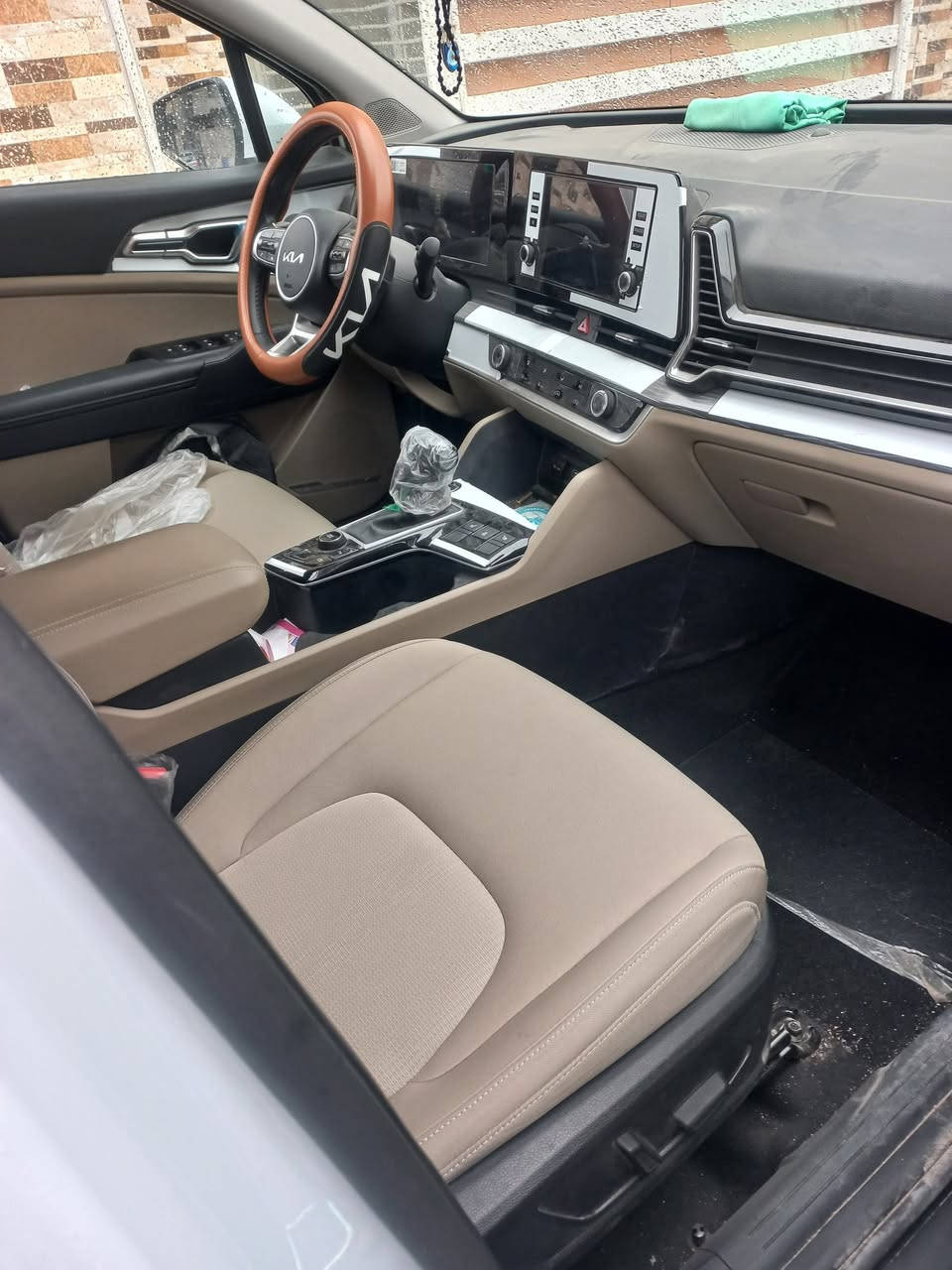 سبورتج
٢٠٢٥

بغداد

ماشية

٦٠٠٠

عدا  البانوراما 
جنطة كهرباء كشتات تدفئة 

***********
