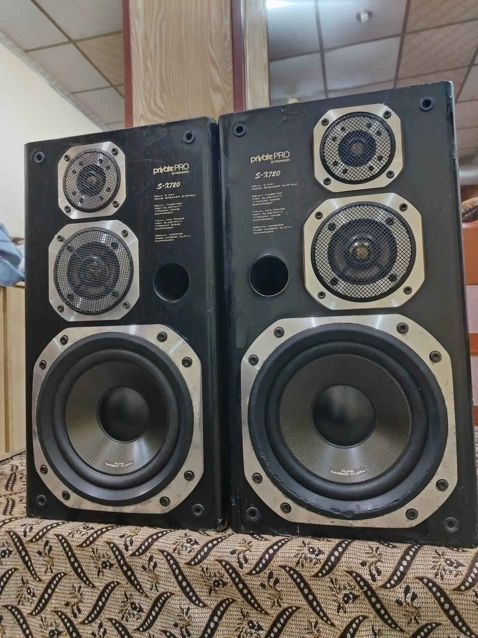 سلام عليكم مكلف بالنشر 👉
سماعات بيونير برايفت پرو.موديل ٧٢٠ الغنية عن التعريف👑.من ارقى ماصنعت شركة بيونير العالمية ١٦٠ واط حقيقي لكل تك.كاربون فايبر موبلاستك عادي نقاوة وضخامة صوت لاتضاهيها اي سماعة. بلاديات على وضع الشركة.السعر ٢٠٠ الف. يوجد توصيل. للتواصل *********** اتصال او واتساب أو ماسنجر
