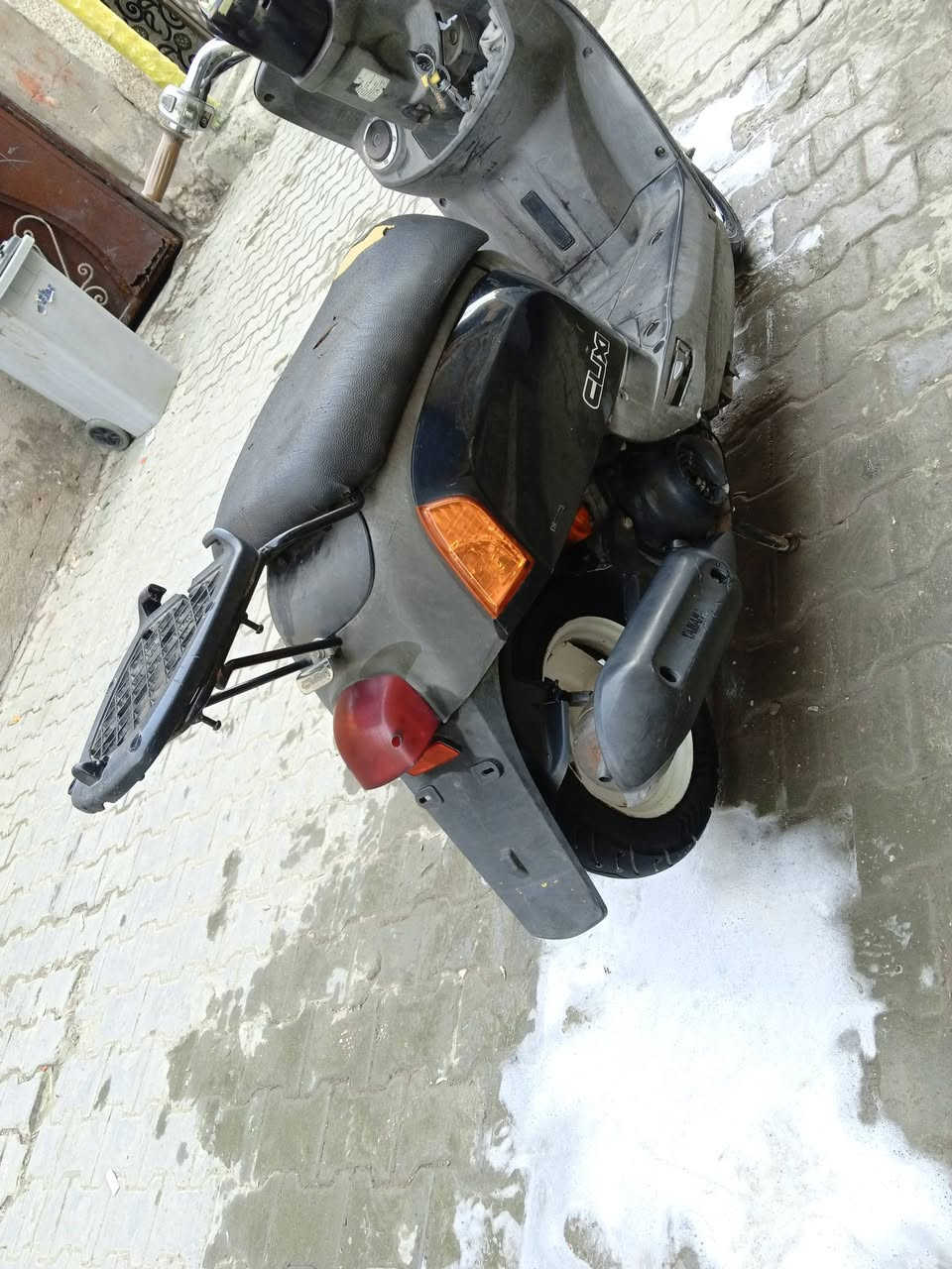 بوليس شلعه معدل فول نعومه فول
كلها شغاله مكاني مدينت الصدر وختم واحد ويه المكينه 

سعر 550 شراي يتصل ***********
