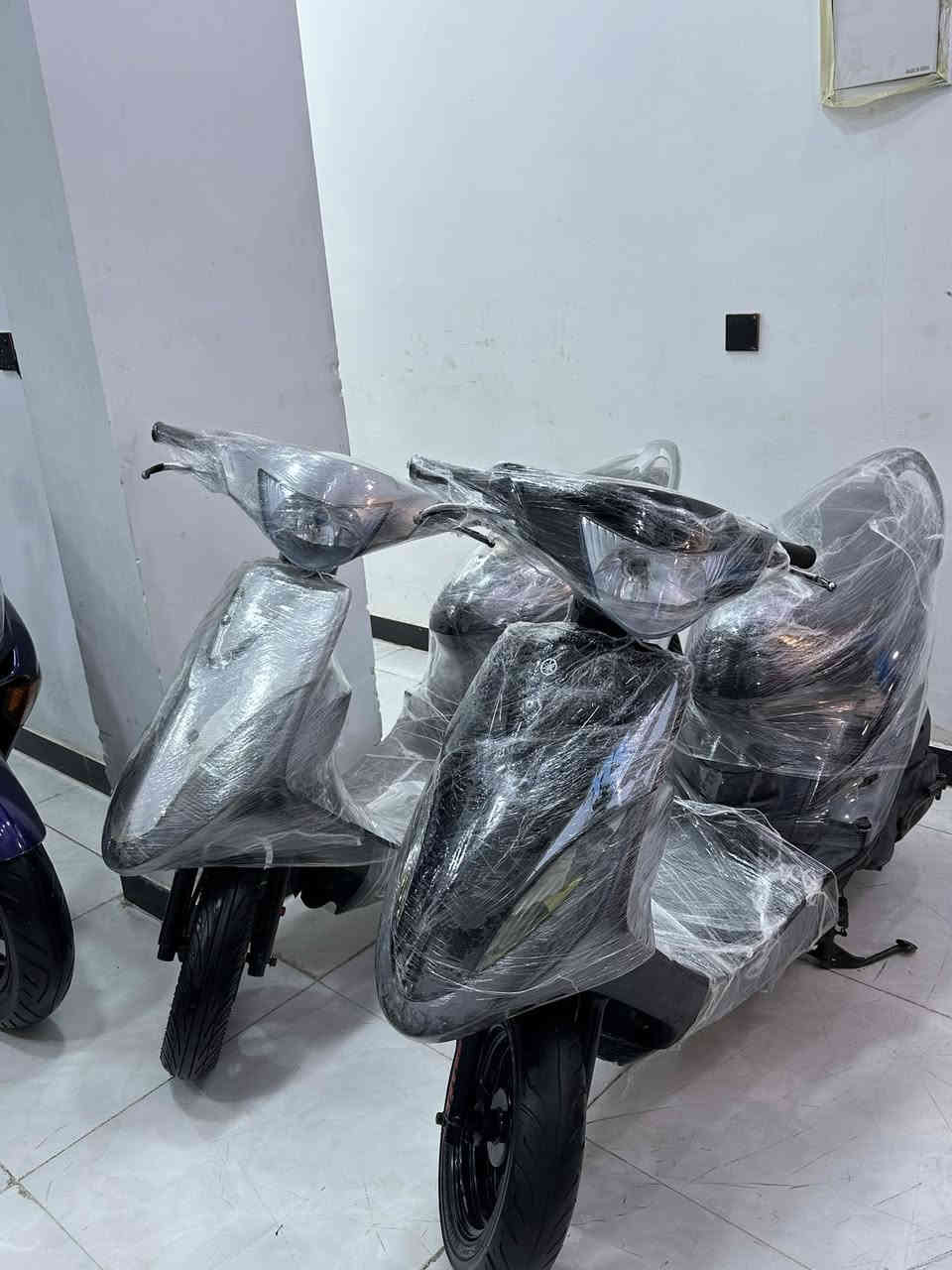 سلام عليك تم وصول دراجات ماكس عدله مكفولات كفاله عامه للبيع بل نقد ولتقسيد المريح لحاملين ماستر ارفدين 
موقعي بغداد البياع 
لاستفسار :***********
       ***********
