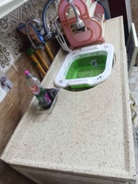 للبيع نظيف جدا قرب فلافل هنادي 07705288317