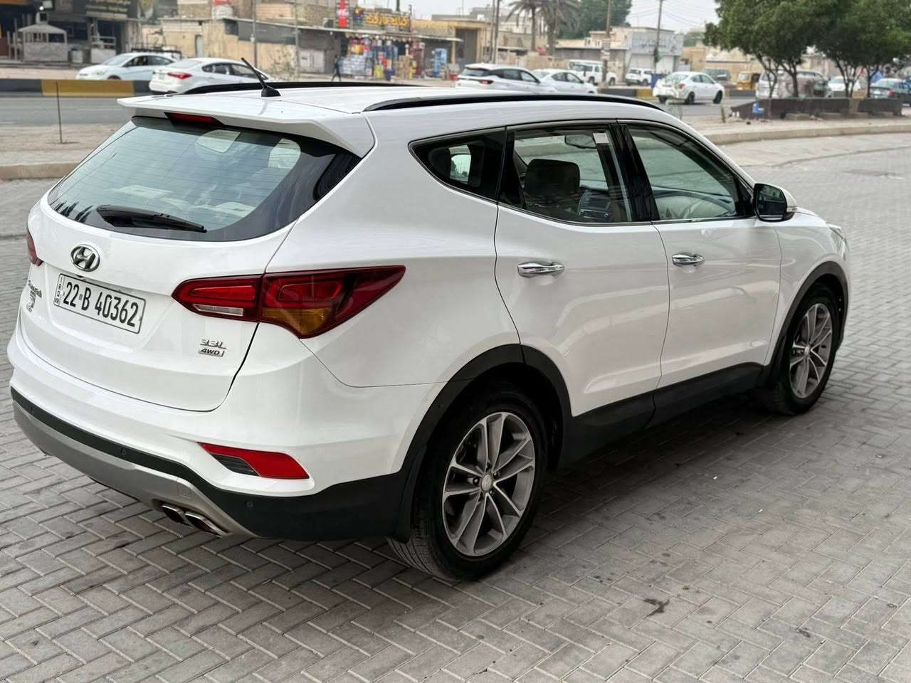 سلام عليكم سنتافي 2017 للبيع وارد خليجي كفاله عامه سنويه لل 2030 هزه ورقم جديد هسه صدرن محرك 6 سلندر ماشيه 120 كفاله من الضربه والصبغ والتبديل والبارد والمحرك والكير فقط شبر صبغ رقم اربيل باسم شركة وكاله او تحويل مواصفات 7 راكب 3 قطع تبريد  مراة شفط حساسات كاميرا 360 درجه كشن كهرباء السعر 185 هاتف *********** العنوان البصرة شط العرب البصرة, العراق
