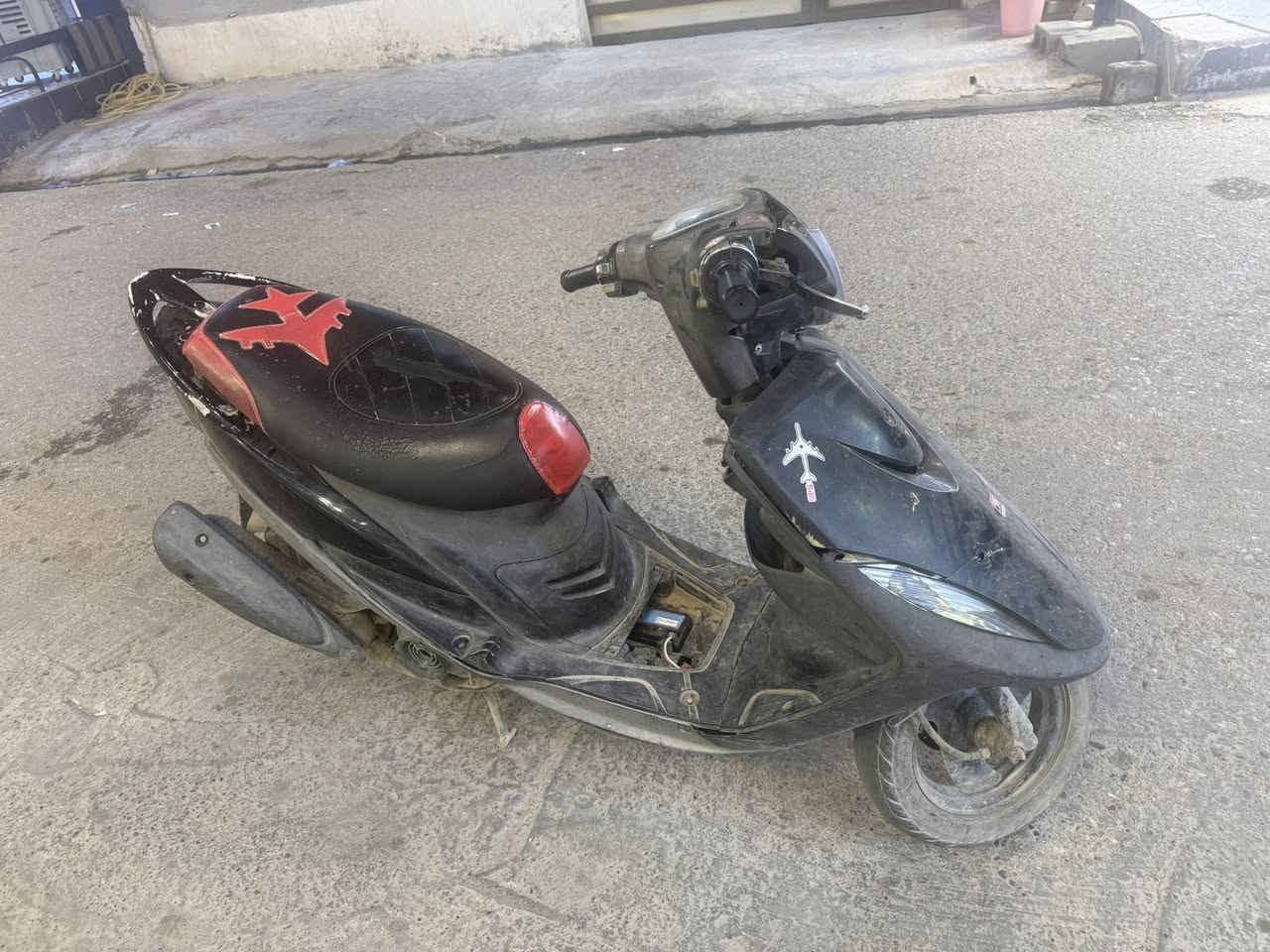 سلام عليكم ماكس 
عدله للبيع مكينه 49 مفتوحه
يرادلها تعديلات بسيطه مكاني ديالى بعقوبه الجديده 
السعر 550 وبيها مجال ♥️
للأستفسار خاص او عل رقم 
***********
