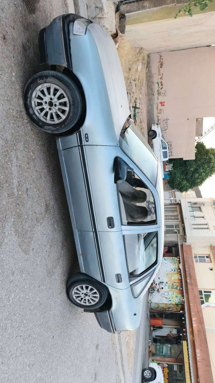 فيكترا سه نه وي پلاستيكه
به شرتي حاسيبه و ئه وليات 
گيرو مكينه ي به شرت 
كا ره باي به شرت 
سياريه ساغه زور جوانه مالي دوسته 
سعري 15گلا شوين ;چمچه مال 
زماره ي خاوني ;***********
*********** شمشمل, السليمانية
