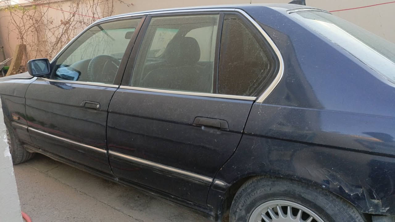 السلام عليكم 👋🏻👋🏻
BMW 735 1991

رقم نينوى فحص صاحبه موجود  

سياره بس عوزه تجديد رقم گير مكينه خير من الله 

بيه نقص دعاميه خلفيه يعني تأخذه تعمير هيه سياره عوزه بس دعاميه وتجديد رقم وصبغ

للاستفسار الاتصال على الرقم التالي 

***********
