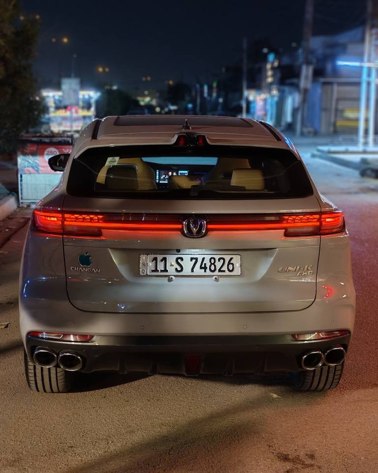 السلام عليكم .. شنجان UinK فخر صناعة شنجان موديل 2022 بغداد بسمي تحويل مباشر لون سمنتي ماشيا ٨١ الف كيلو وقابله للزيداه تحت ضمان الشركة .. 
مواصفاتها يرادلها جريده ومتخلص هههه شنو لبالك ومو ابالك بيها  سياره نظيفه محرك ٢٠٠٠ تيربو شرط شرط البانزين العادي ومن الشركة هذا نظامها بدون اي دونز  صيانة بالشركة مبدل دهن عدهم ٨٠٨٠٠ بعده جديد شرط كير محرك كله كفاله ... 
بيها صبغ بابين جهة الراكب وشويه بحافة قبغ الصندوك بدون اي داخل اكرر بدون داخل حتى عندي فديو بالدواخل فقط خارج .. 
سعرها مناسب جدا جدا ١٨٠ ورقه يعني تقريبا ٢٧ مليون او اقل شويه 
سياره جاهزه من كلشي 
مكاني بغداد حي الجهاد رقمي *********** بي وتساب .. 
وتحياتي للاداره بغداد, العراق
