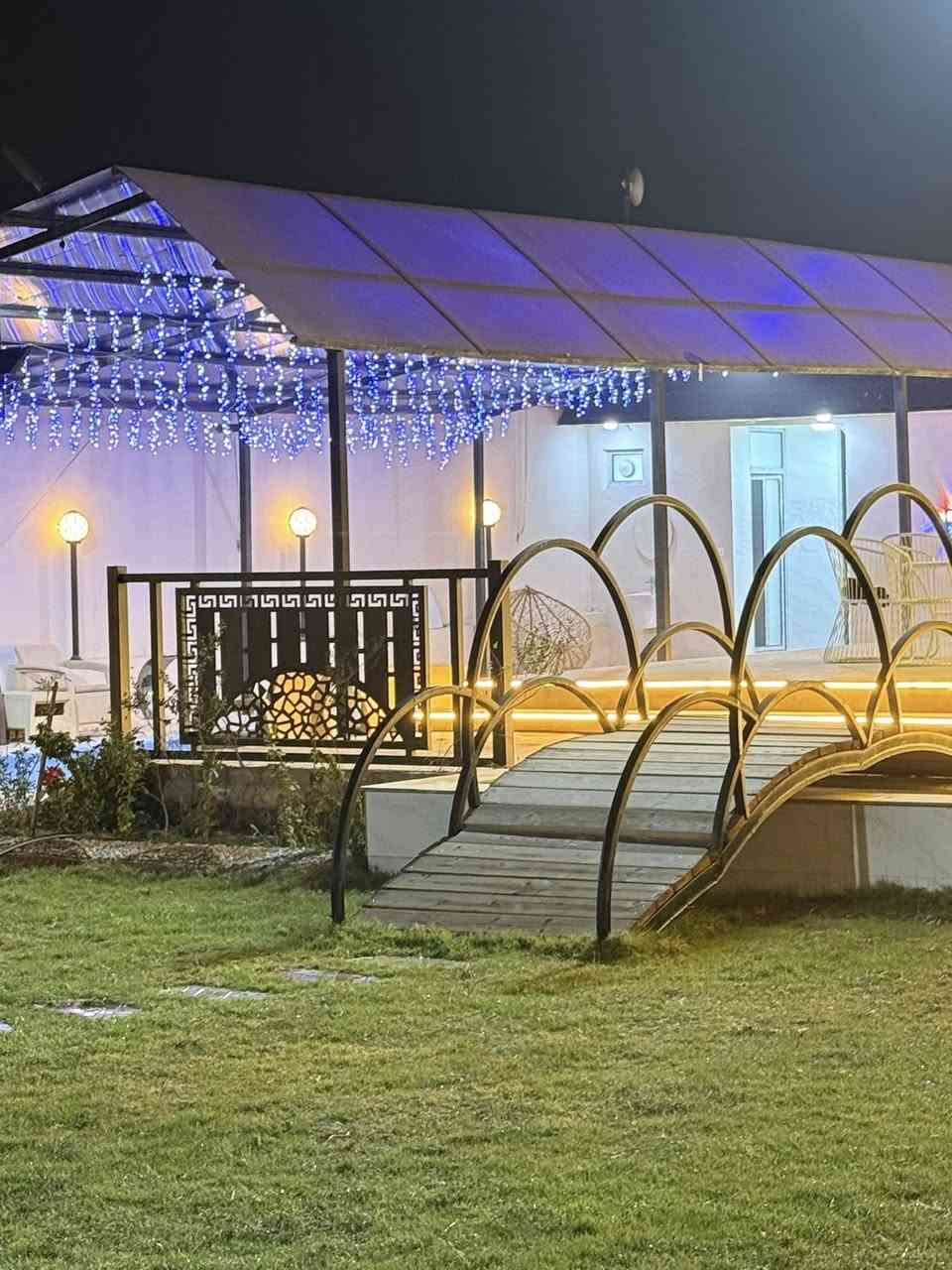 ‎🌳 مزرعة الماسة 💎 بغداد البوعيثه 🌴
‎للإيجار اليومي او الشفتات #مبيت 
‎*🏕تفاصيل 
🟢استقبال صالة🟢غرف نوم2 
‎🟢صحيات حديقه للاستراحه كبيره                                             جلسات خارجية 🟢
 والعاب
‎🟢مكان مجهز للشوي 
‎🟢كراج كبير للسيارات 
‎🟢مسبح 

‎[وقت الشفت الصباحي من 9صباحاً إلى6 مساءً ] 
‎{وقت الشفت المسائي من 8 مساء الى ال8 صباحاً}
‎ملاحظة: حجز الشباب و عوائل  
‎ 🔴للحجز والاستفسار يرجى الاتصال ع 
‎الرقم التالي او عبر الواتساب ☎️ ***********
