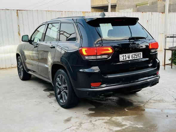 للبيع جيب اكراند شيروكي موديل 2018 وارد امريكي الفئه ..s.. السياره بدون حادث تقريره سرقه قطعه وحده هيه الجاملغ الامامي بدون ايرباك البجم كبس مكينه 3600 فو مواصفات السياره رقم بغداد الدولي انكليزي م *********** صور الحادث بالمنشور
