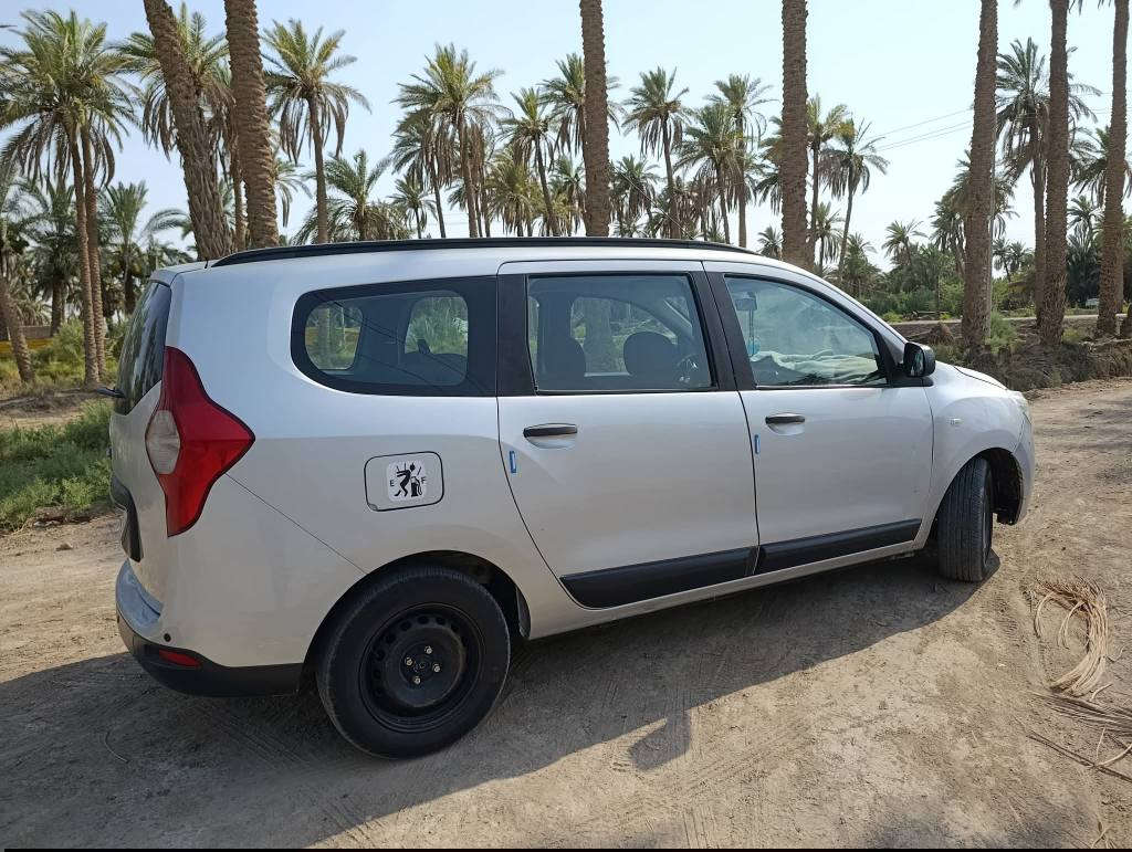 السلام عليكم
للبيع رينو لودجي مديل 19رفم بغداد 
للاستفسار ***********  /***********
