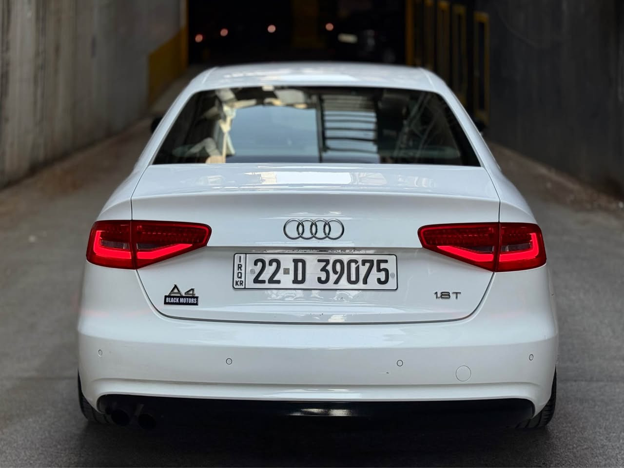 السلام عليكم
AUDI A4 SLine
للبيع موديل 2013
وارد خليجي كفالة عامة 

المواصفات فول Sline
تشغيل و اطفاء ذاتي
سايد بريك دكمه
حساس خلفي 
مانع انزلاق ABS 
3 وضعيات قياده اوتماتيك و عادي و رياضي طيارة 
بروجكتور حساس مع الاستدارة 
تحكمات ستيرن جهتين
تبريد جاهز و ثلج و تبريدها معروف 
و بعد بيها مواصفات

سيارة كلش جديدة وجاهزة بدون اي نقص كفالة من كلشي
رقم اربيل تحويل مباشر

السعر: 110$

العنوان اربيل
*********** أربيل, العراق
