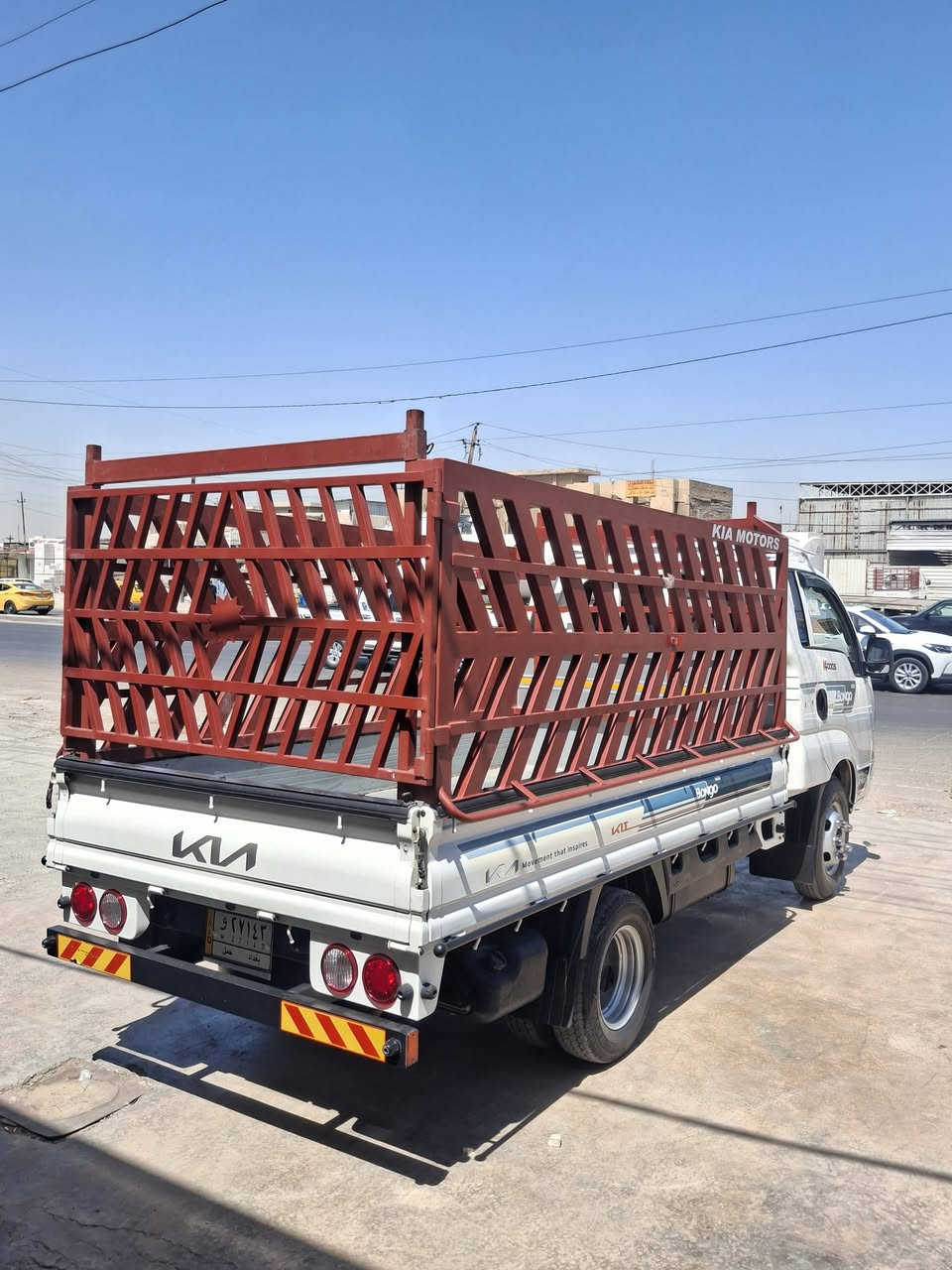 سلام عليكم كيا فحل مديل 2023 ماشيه 38 ألف رقم بغداد مكفوله كفاله عامه السعر 198 رقم الهاتف ***********
