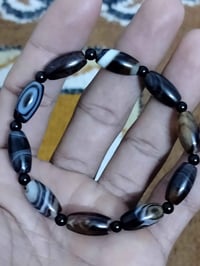 سوار من الجزع قطع تحفه  اكيد الكل يعرف فوائد الجزع سعر مناسب  للتواصل ...