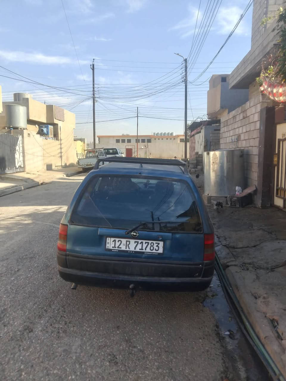 السلامه عليكم استره استيشن موديل 92نضيفه سنوية جديده مصبوغ عام جماليه محرك وكير شرط حجم المحرك 16 السعر45 الاستفسار  اتصال ع الرقم ***********
