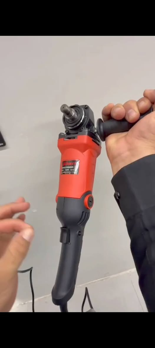 كوسره شحن ب 20 
كوسره كهربائي ب 25 الف

جهاز فك براغي فتح و ضب سعر ٠10 الف نوعيه اصلي

حجز تم او تراسني
توصيل 5 ال محافضات


**إذا كنت صاحب هذا الإعلان وتريد حذفه لأي سبب، رجاءا أرسل رسالة إلى الدعم الفني**