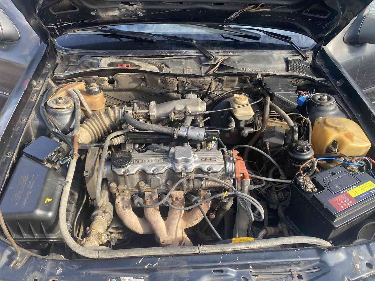 فكترا حجم ٢٠ م١٩٩٢. رقم نينوى دولي الشرعي جيراني 
شرط التحويل 
كير محرك خير من الله 
صدر امامي خلفي حيل زينات 
تايرات زينات 
شرط بلا صبغ ولادعم ماعدا الدواير مصلحات وعايزهن معجون وصبغ 
السياره بيها نقوصات بصيطه 
السياره مذكور كل تفاصيلها لاتسالني شبيها 
السعر ٣٥ وبيها مجال بسيط تجي وتشوفها وتشلع عيوني ومن تجي لاتكسر بيها وتكلي تعبانه ومعرف ايش مابايعك موديل ٢٥ هيه فكترا 
***********
