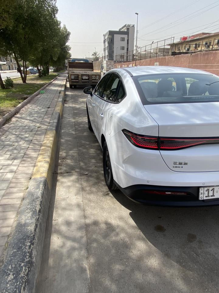 البيع مكفوله السعر 1800كفل رقم بغداد هاذه رقمي ***********واتساب
