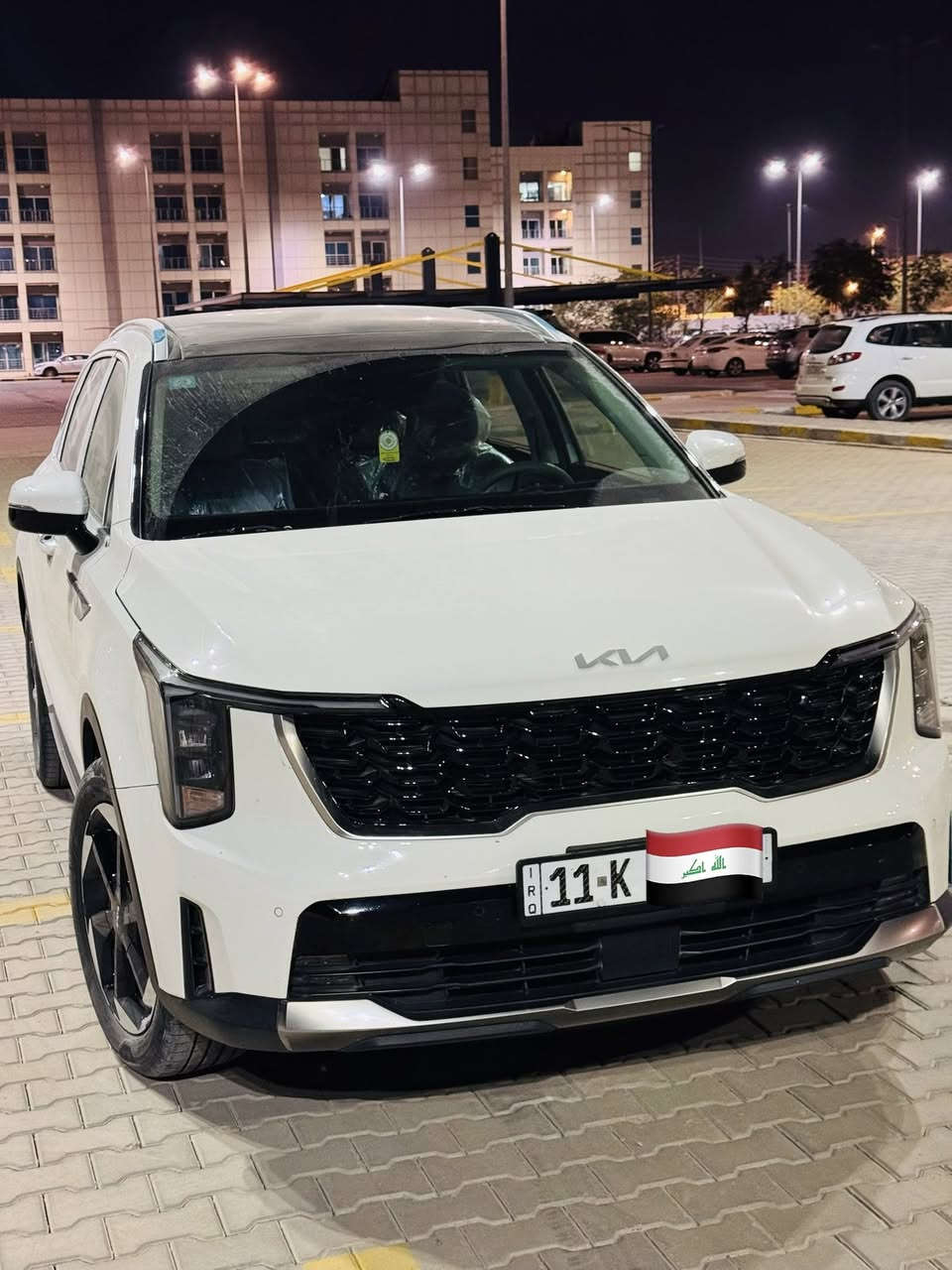 السلام عليكم  
سونتو 24 بانوراما 
كفاله عامه من كلشي كفاله حتى من الشخط الرصعه 
بعدها بوضع الشركه بمعنى الكلمه

مكان السياره النجف قريه الغدير 

السياره ماشيه 33 حقيقي 
رقم بغداد 
السعر 325 وبيها مجال بسيط
 
مراوس او بيع حسب القناعه 
 *********** واتساب
