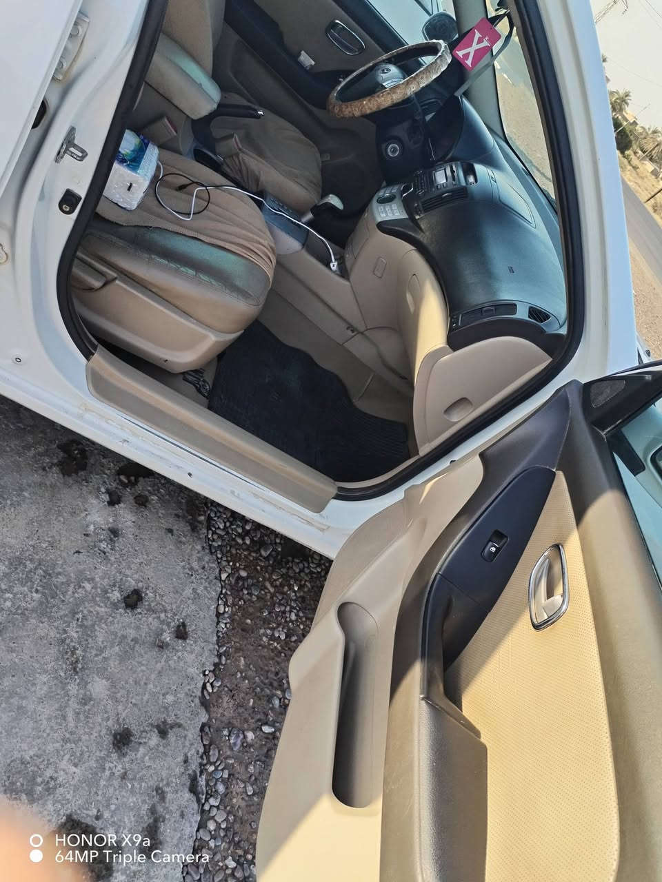 سلام عليكم ورحمة الله وبركاته افانتي ٢٠٠٧ مكفوله كفاله عامه حدايه جديده تخم تاير جديد التنقيص لاتبخير تبريد شغال فقط الجاملغ الايمن الكدام مكان السياره صلاح الدين بلد السعر ٩٥وبيه مجال ***********رقم
