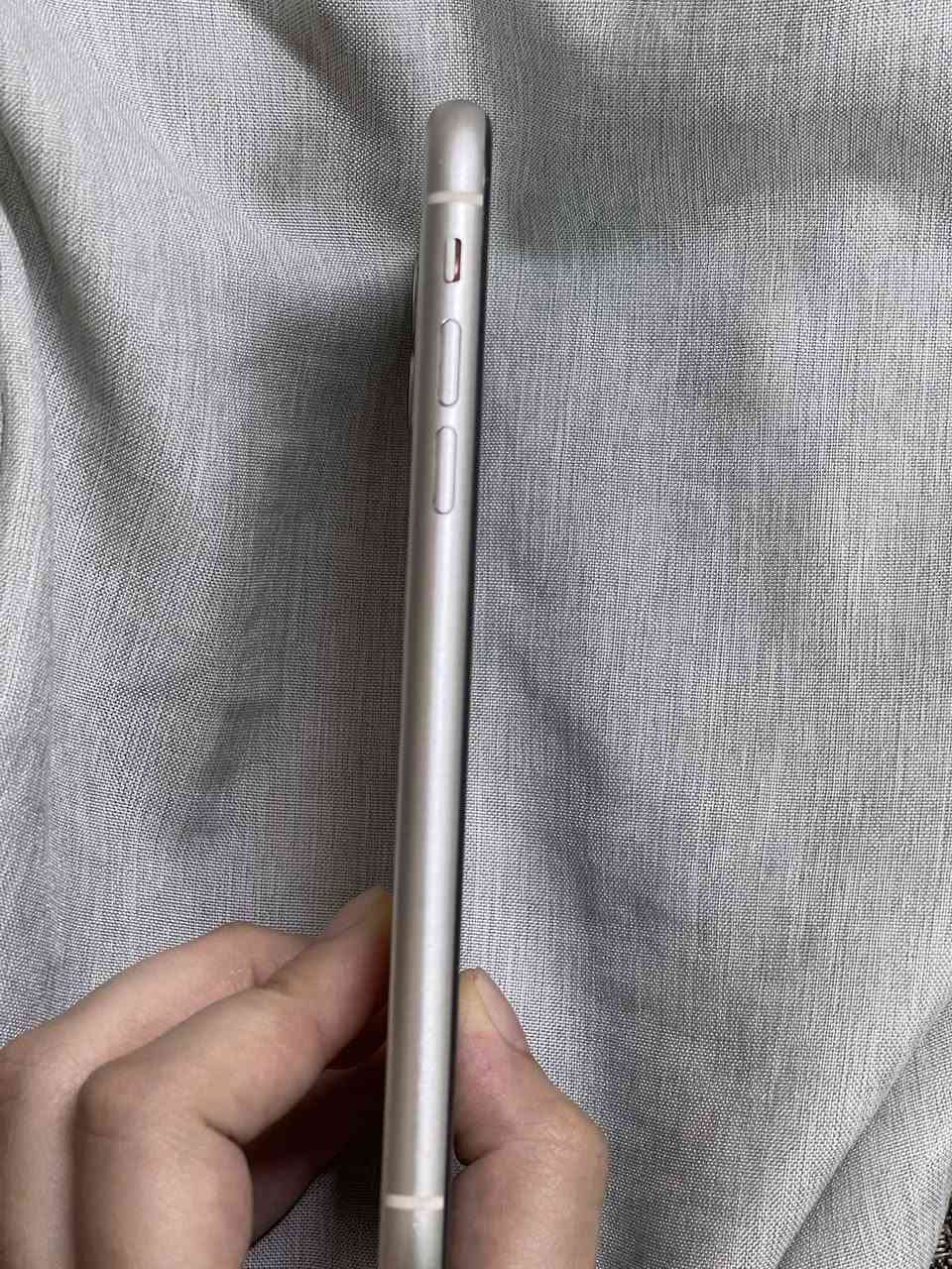 سلام عليكم
أيفون ١١ عادي
ذكره ١٢٨
مبدل شاشه وبطاريه
سعر جهاز ٢٠٠
رقم الهاتف ***********
