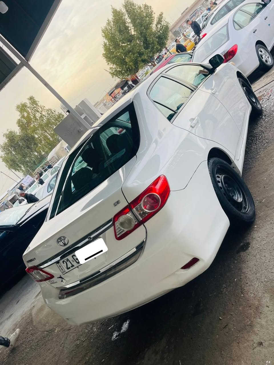 السلام عليكم للبيع كورلا موديل ٢٠١٢ وارد امريكي رقم سليمانيه دولي سنويه جديده ٢٠٢٩هزه جديده محرك كير شرط صدر توايرجديد ضرر باب السايق مصبوغ بدون دواخل بدون ارباك السعر ١٣٣ورقه وبيه مجال شي قليل للستفار الاتصال على الرقم *********** مكان سياره كركوك الحويجه
