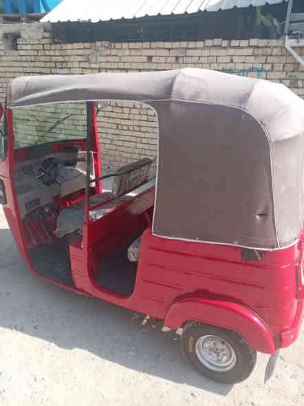 سلام عليكم تكتك للبيع مديل 18 داخلة بل 19 مرقم لوحة وسنوية بسمي تحويل ثاني يوم السعر 4300 العنوان فلكه حي نصر/***********/
