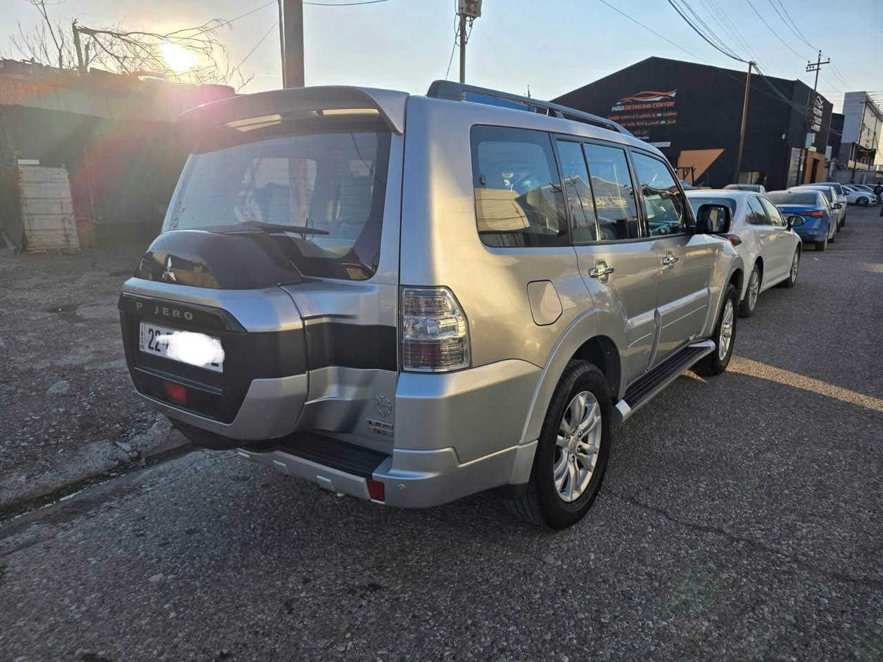 ميتسوبيشي باجيرو خليجى مۆدیل ٢٠٢٢ بێ بۆیاغ و بێ ساردەکوت ،فول مواسەفات  GLSمەکینە شەش پستنی 3.8( ٩٥ ) هەزار رۆشتووە، چرکەی تێدا نیە هەموو شتی بەشەرت يعري 230 وەرەقە
شوێن هەولێر
***********
باجيرو مديل ٢٠٢٢مواصفات  خليجية GLSمكفولة من الصبغ والضربة والبارد محرك ٣.٨ سيارة جديدة لوك ، ماشية ٩٥ الف كير محرك صدر كله بشرط شرط التحويل والوكالة …
المكان : اربيل *********** واتساب أربيل, العراق
