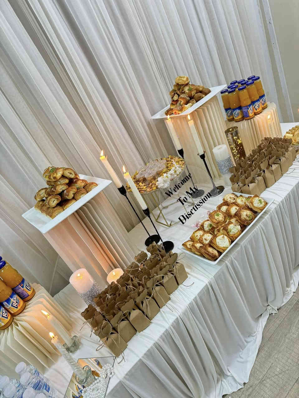 فقطط  في ميسان التوصيل و النصب 
ترتيب قاعات تخرج  مع تنظيم كافة المناسبات 
للحجز ***********
