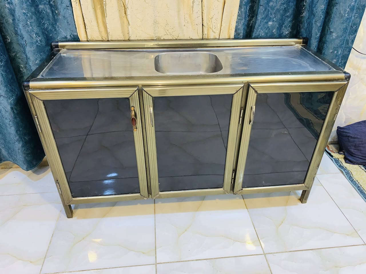 سنك قياس متر ونص مستخدم نضيف تسكام المنيوم مكان بغداد اكو توصيل شراي خاص


**إذا كنت صاحب هذا الإعلان وتريد حذفه لأي سبب، رجاءا أرسل رسالة إلى الدعم الفني**
